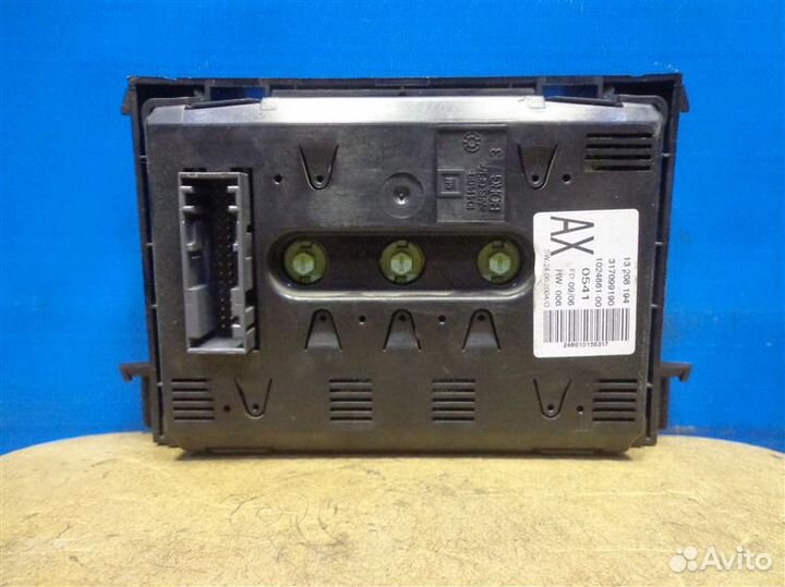 Дисплей информационный Opel Zafira B Z16XER 2006