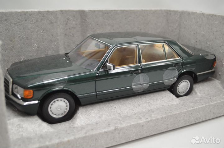 1/18, Mercedes-Benz 560 SEL (V126) Malachit, Norev