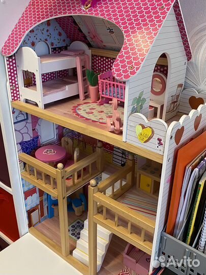 Домик кукольный