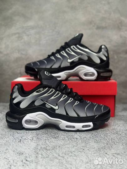 Кроссовки Nike AIR max TN plus