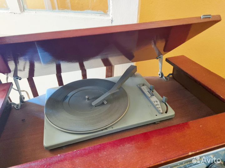 Радиола Кантата 203