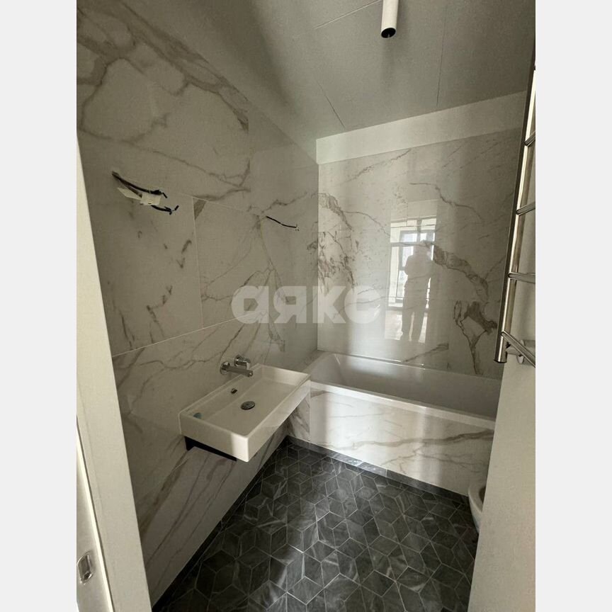 2-к. квартира, 48,3 м², 17/30 эт.