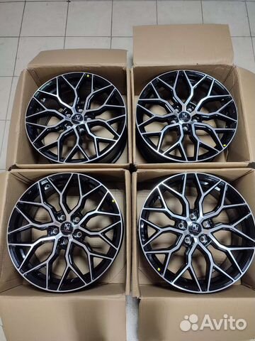 Стильные литые диски 18