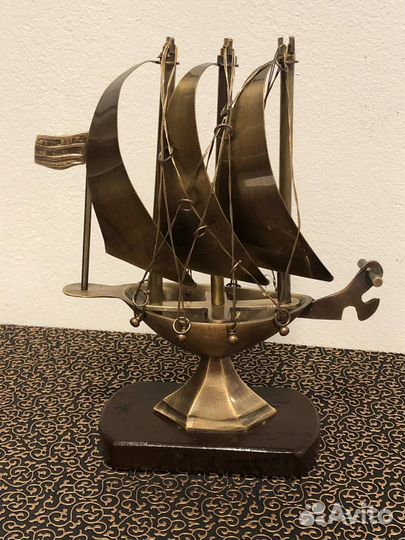 Статуэтка Кораблик-парусник