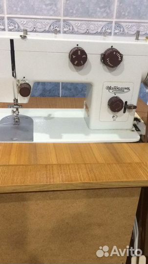 Швейная машина Чайка