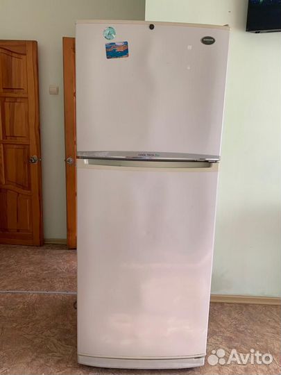 Холодильник бу