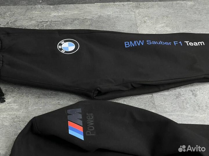 Костюм BMW