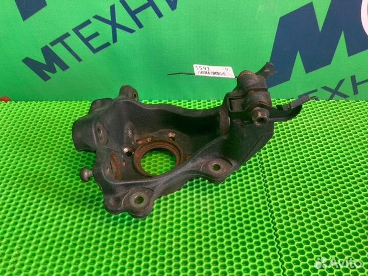 Кулак поворотный передний правый Bmw X1 E84