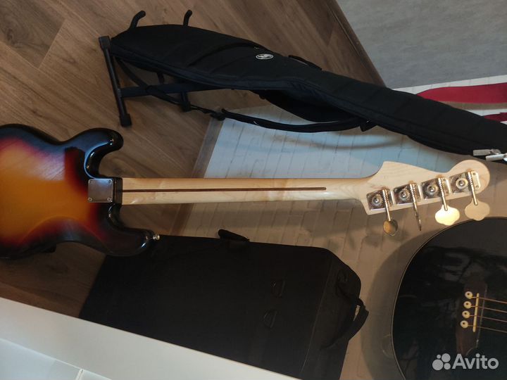 Бас гитара fender squier precision bass