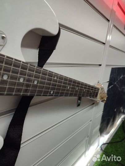 Электрогитара Rocket