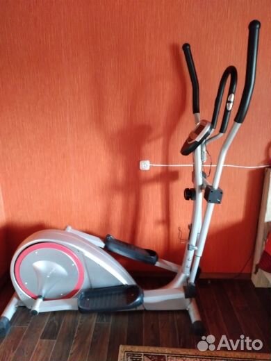 Эллиптический тренажер новый