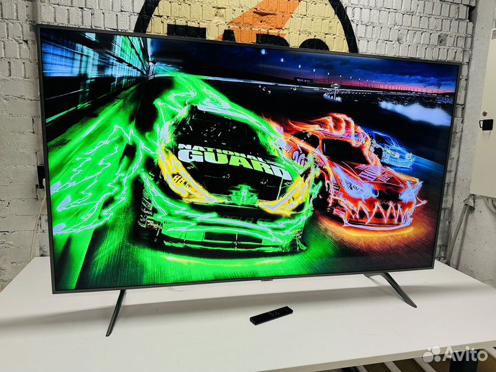 Гигант Samsung 165см 4K UHD SMART TV