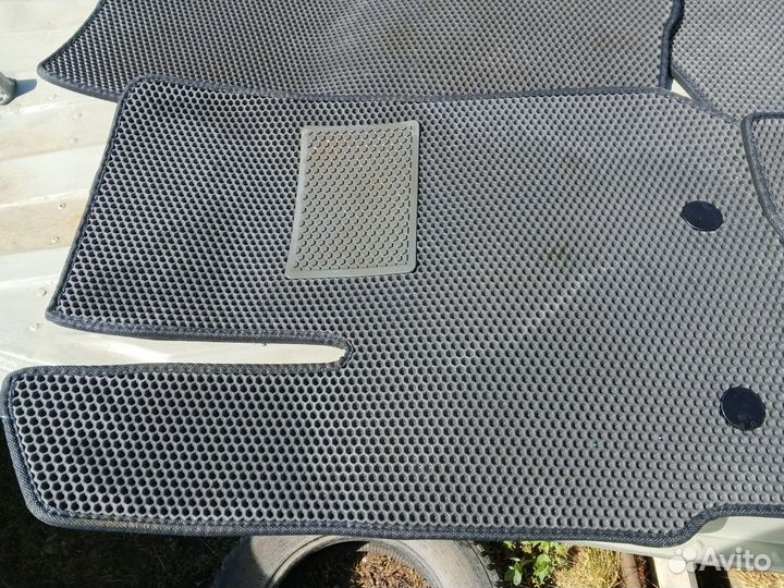 Автомобильные коврики eva для renault duster