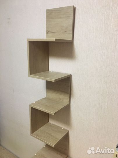 Полка настенная угловая