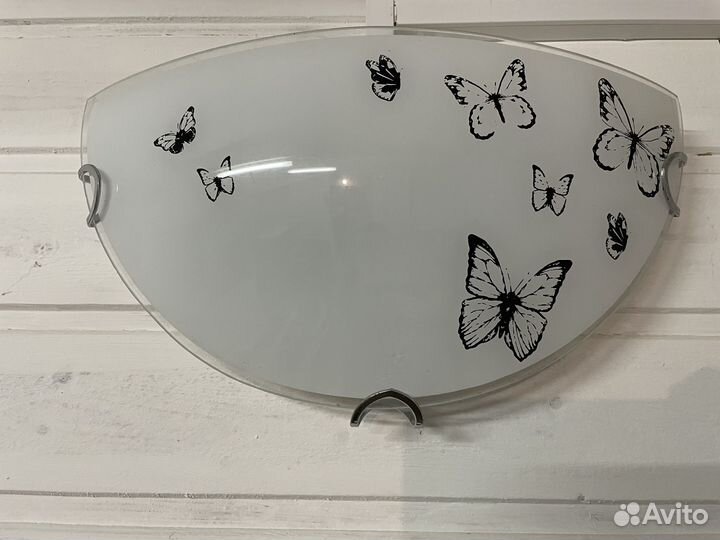 Светильники настенные 2 штуки