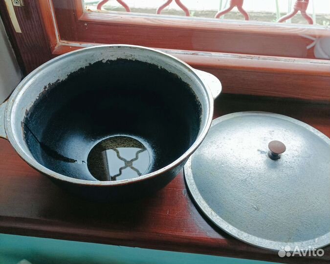 Казан чугунный бу 6 литров