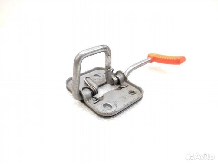 Крюк замка капота Volkswagen Polo 6R1 2017