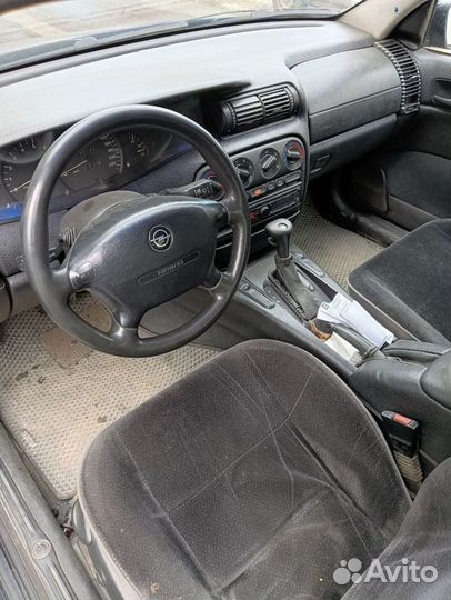 Opel Omega 2.5 AT, 1996, 73 000 км