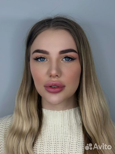 Перманентный макияж бровей губ и век татуаж