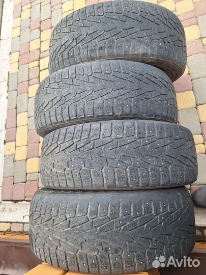 Nokian Tyres Hakkapeliitta 7 SUV 235/60 R18