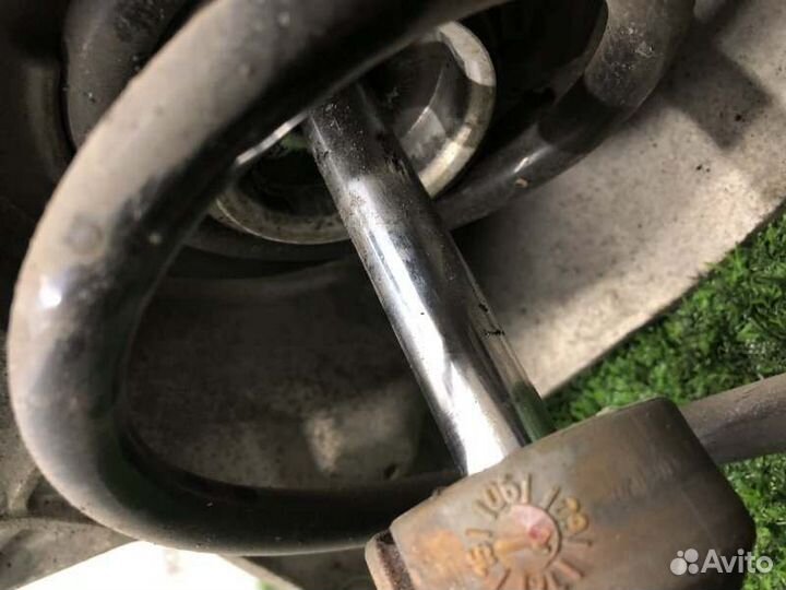 Амортизатор подвески передний левый Audi A4 8K2