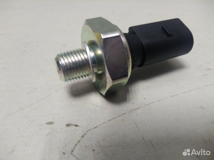 Датчик давления масла Volkswagen Golf Iv/Bora