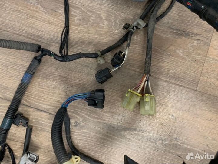 Проводка салона Mitsubishi Pajero 4 3.2D 2007