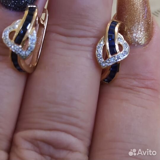 Серьги с бриллиантами и натуральными сапфирами