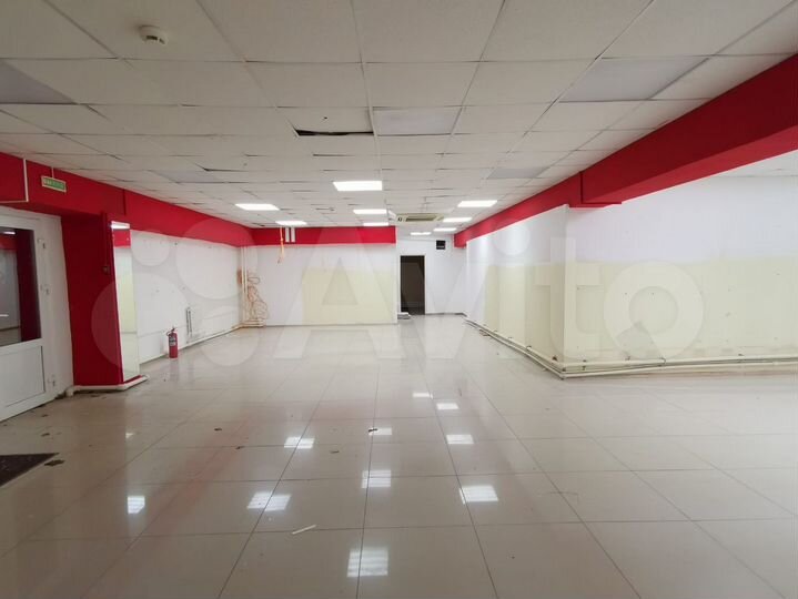 Сдам торговое помещение, 127 м²