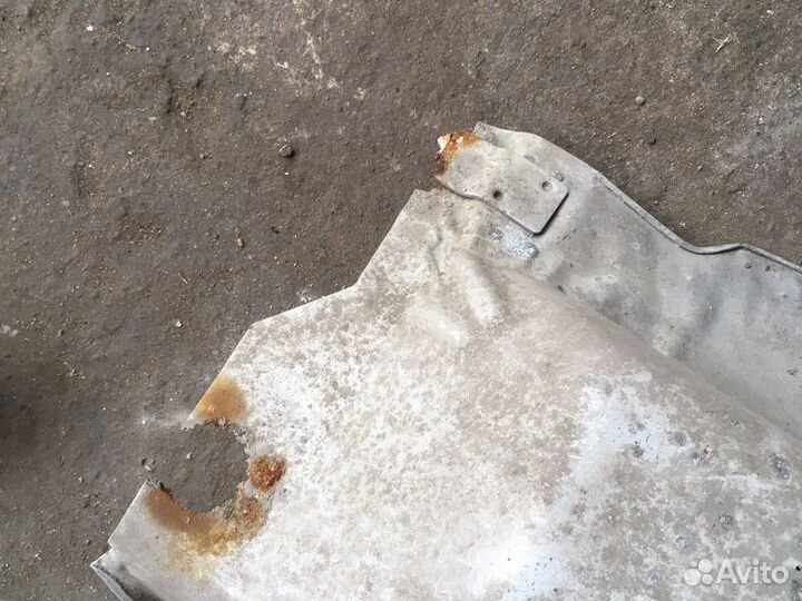 Тепловой экран термозащита Гольф 4