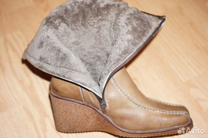 Зимние женские сапоги 38