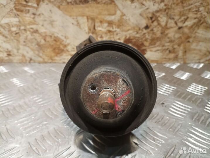 Опора двигателя задняя Hyundai Santa Fe II 2.7