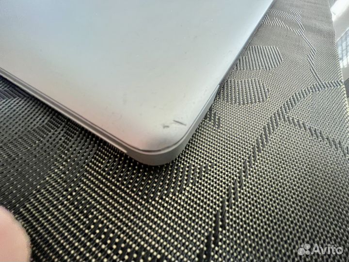 Macbook Pro 13 mid 2009 (читать описание)
