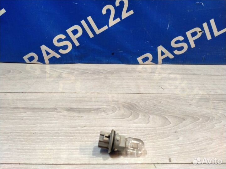 Патрон лампы Toyota Mark Ii JZX100 1jzge 1998.11