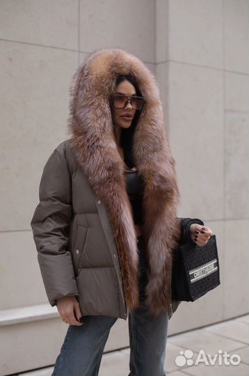 Пуховик женский зимний 44 46 с натуральным мехом
