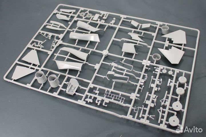 Модель самолета Сухой Т50 (су-57) 1:72 Revell