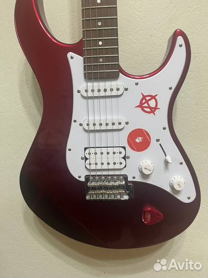 Yamaha Pacifica 012 BL