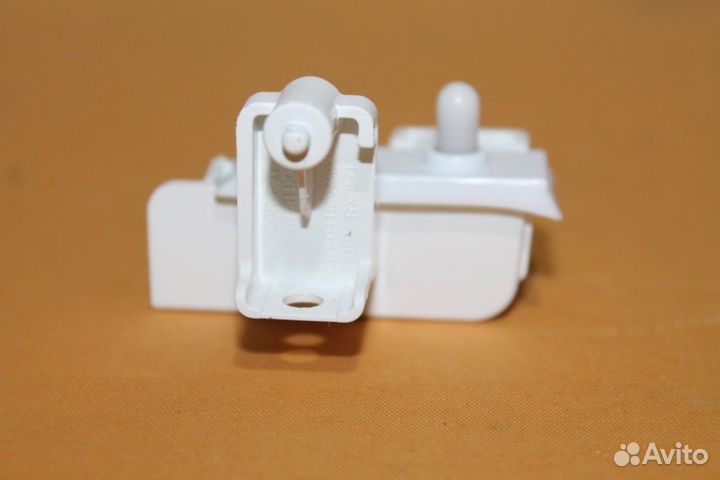 Кнопка люка (Samsung) DC61-04153A бу. 5701