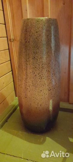 Старинные корчаги из глины