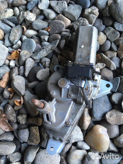 Toyota funcargo моторчик, дворник задней двери