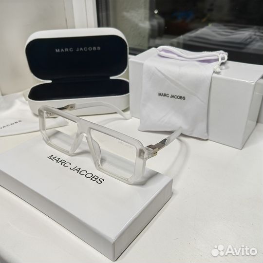 Солнцезащитные/имиджевые очки Marc Jacobs