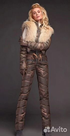 Комбинезон пуховый Naumi оригина бронза gold жилет