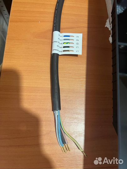 Новая индукционная панель Schaub Lorenz slkiy61H1