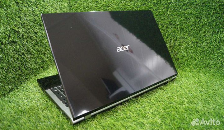 Производительный ноутбук для развлечений