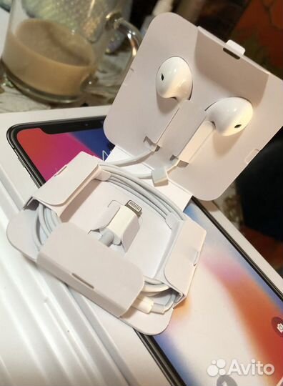 Наушники apple