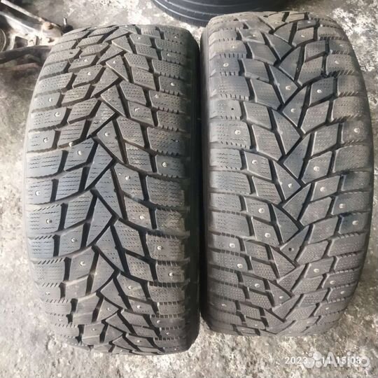 Dunlop SP Winter Ice 02 245/40 R18