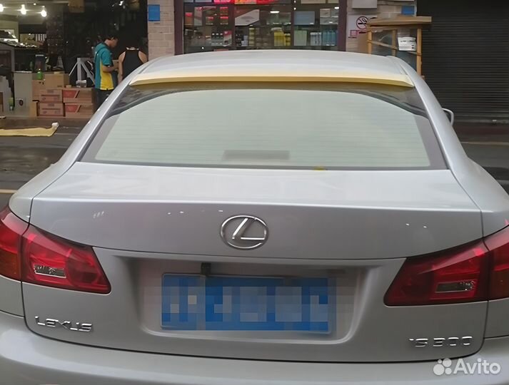 Lexus is250 спойлер на заднее стекло