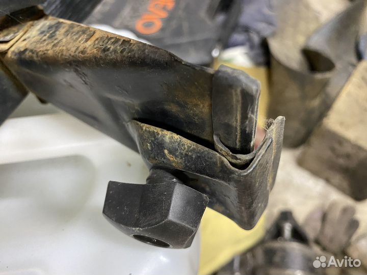 Рейлиги на крышу поперечные