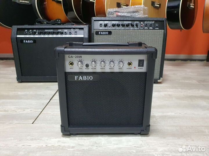 Комбоусилитель 20 ватт