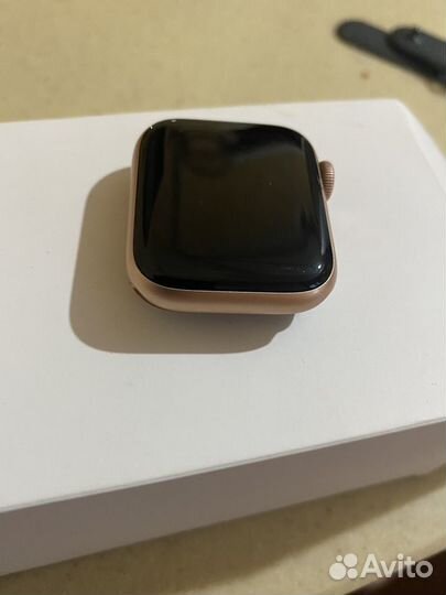 Часы apple watch 4 40 mm